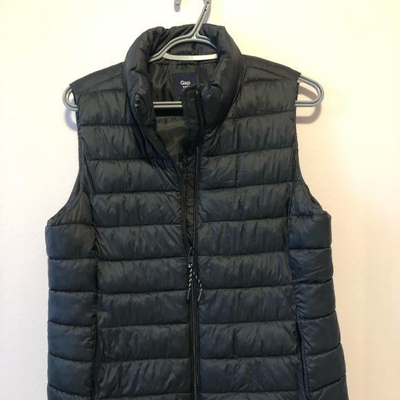 Gap vest - Picture 2 of 2